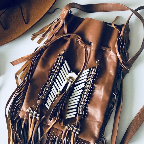 ❤️SOLD❤️Leather Fringe Beaded Crossbody Boho Bag - Picture 5 of 8